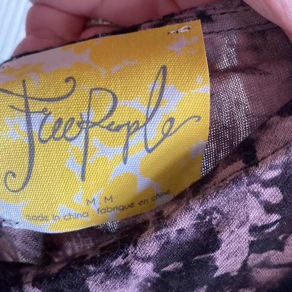 Free People NWT Abracadabra Cold Shoulder Pullover Vneck Peplum Blouse medium - Picture 9 of 12